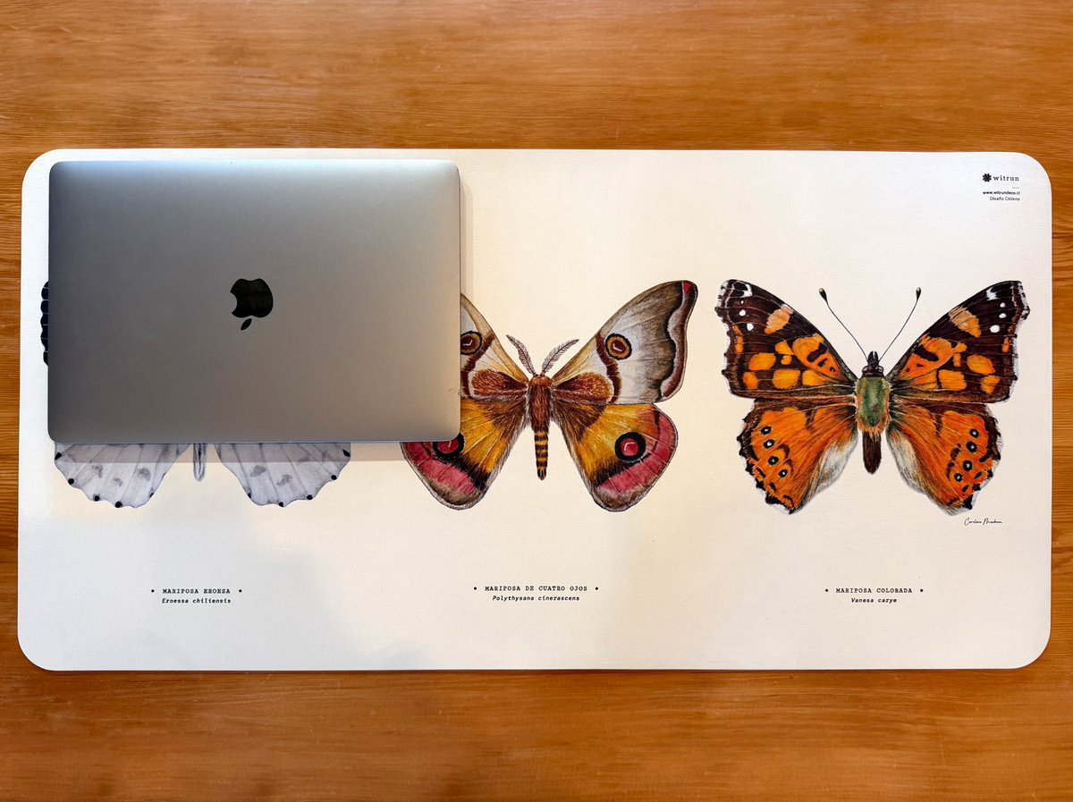 DESK MAT MARIPOSAS
