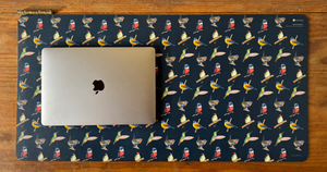 DESK MAT AVES OSCURO